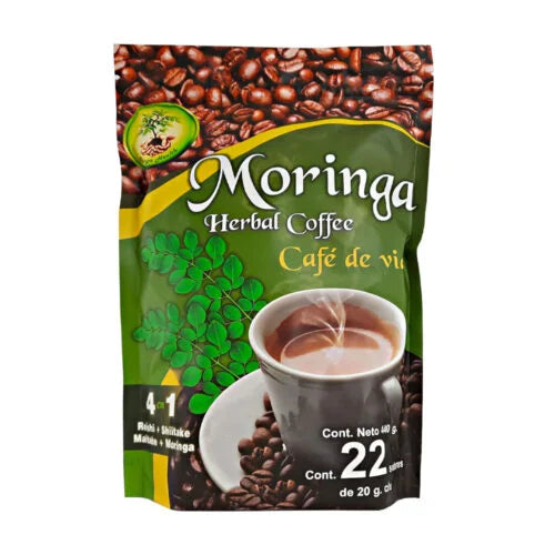 Suplemento alimenticio "Café con Moringa" (Herbal Coffee), una fórmula 4 en 1 que incluye Reishi, Shiitake, Maitake y Moringa. Presentación en bolsa con 22 sobres de 20 g cada uno. Este producto está diseñado para ofrecer una bebida funcional que combina los beneficios de diversos hongos adaptógenos y moringa, ideal para complementar la dieta diaria con una opción energética y nutritiva. Sugerencia de consumo: seguir las indicaciones del envase o consultar a un profesional de la salud.