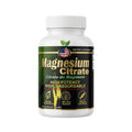 Suplemento alimenticio Magnesium Citrate (Citrato de Magnesio), presentación en frasco cilíndrico de plástico blanco con una tapa de rosca blanca estriada. La etiqueta central combina un fondo verde oscuro con detalles dorados y una bandera de Estados Unidos en la parte superior; destaca el nombre en letras blancas y doradas grandes junto a los iconos de "Energy Production", "Nervous System" y "Muscle and Bone", ideal para optimizar la producción de energía, brindar soporte al sistema nervioso y favorecer l